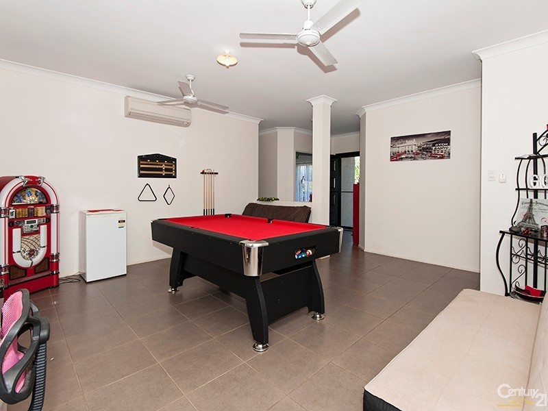29 Riflebird Crescent, Mossman QLD 4873