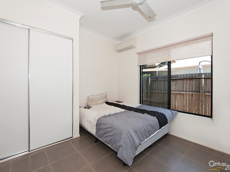 29 Riflebird Crescent, Mossman QLD 4873