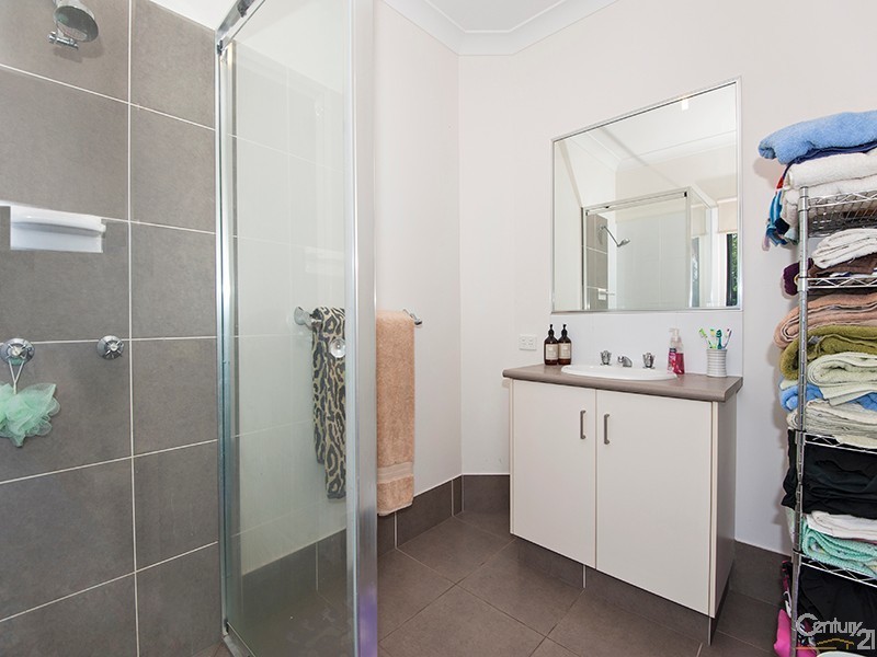 29 Riflebird Crescent, Mossman QLD 4873