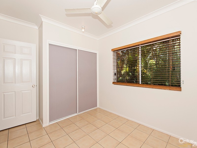 27 Allamanda Street, Cooya Beach QLD 4873