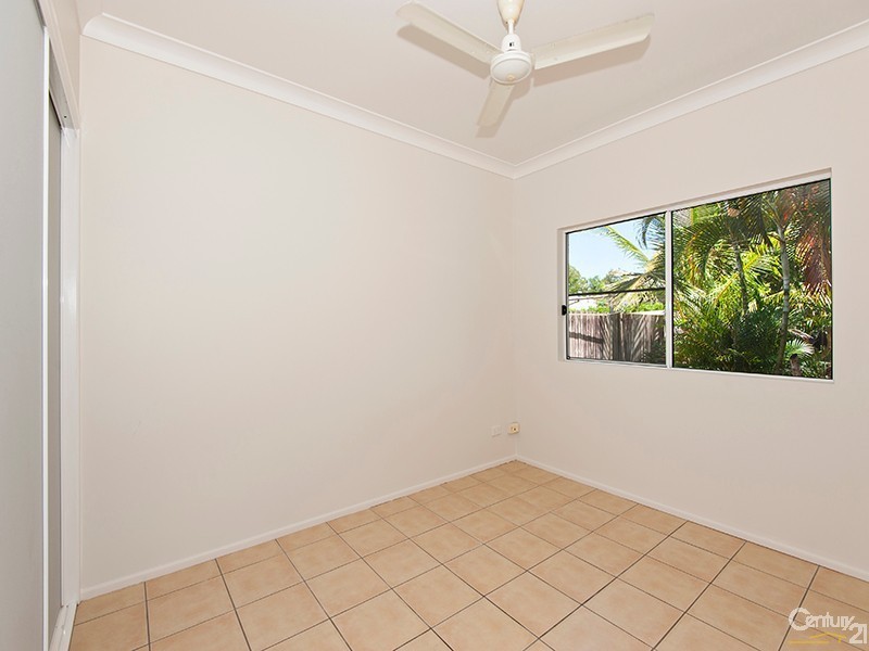 27 Allamanda Street, Cooya Beach QLD 4873
