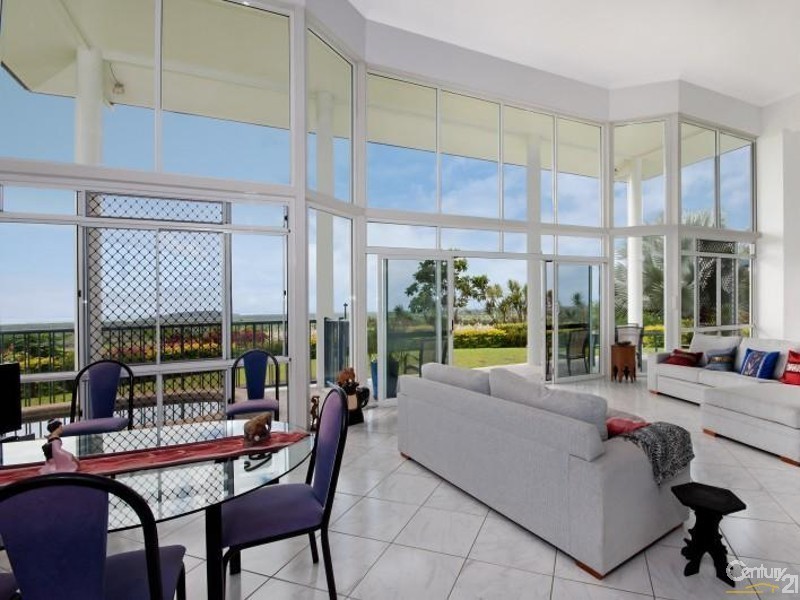 56 Ocean View Road, Port Douglas QLD 4877