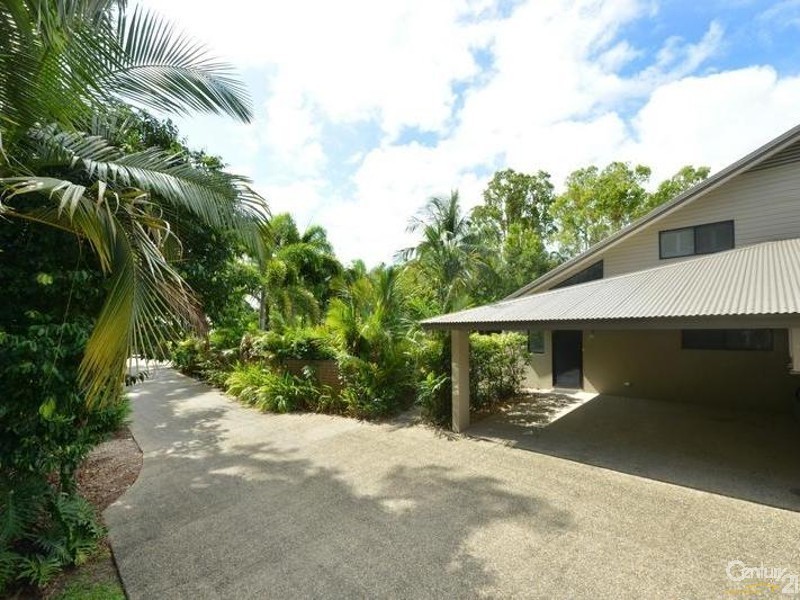 2/33 Nautilus Street, Port Douglas QLD 4877