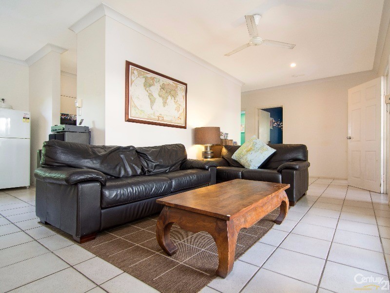 4 Thooleer Close, Cooya Beach QLD 4873