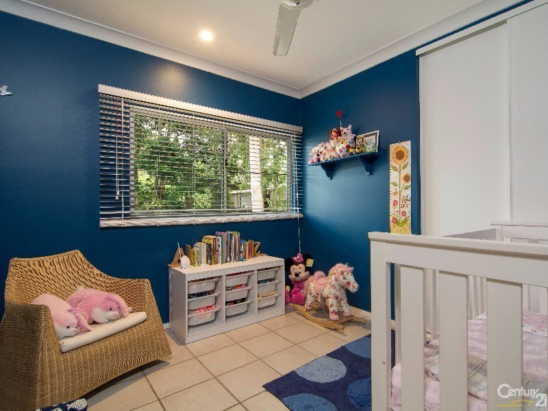 4 Thooleer Close, Cooya Beach QLD 4873