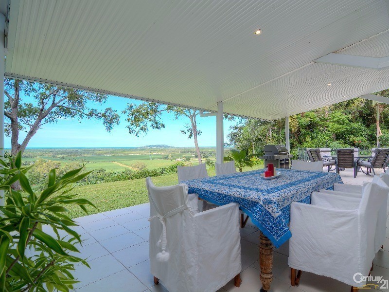 23 Ocean View Road, Port Douglas QLD 4877