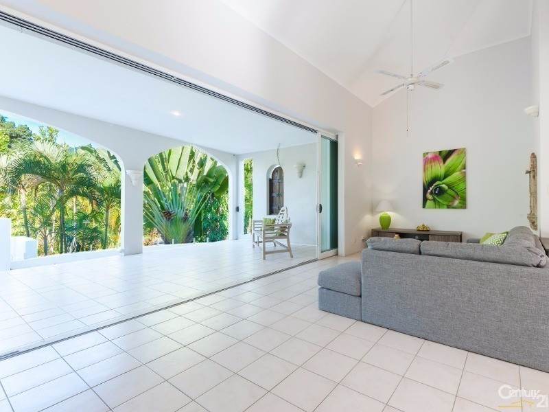 13 Sand Street, Port Douglas QLD 4877