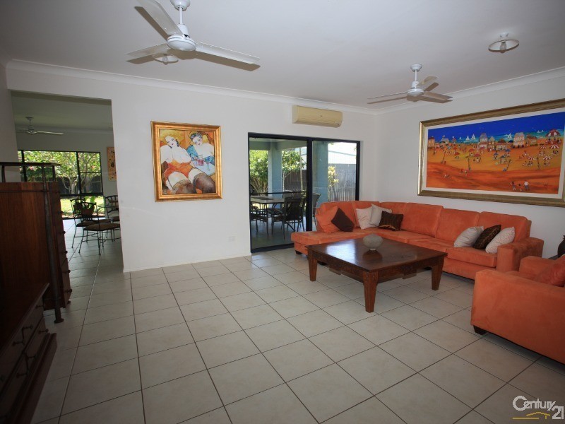 5 SYLVIA CLOSE, Wonga QLD 4873