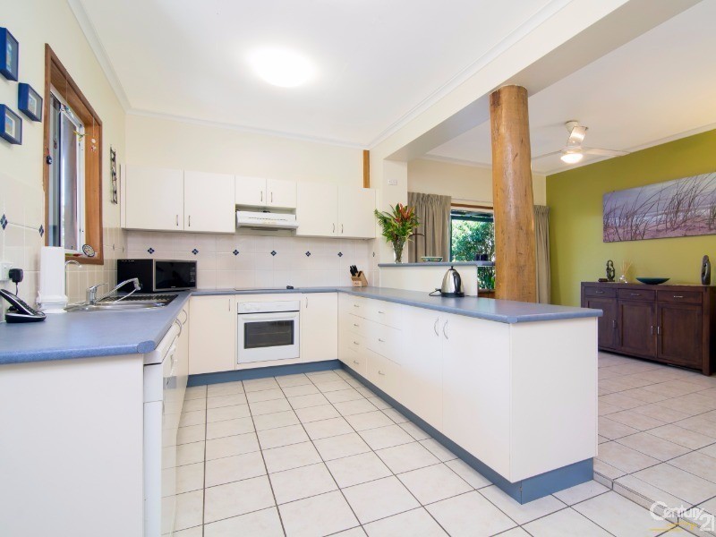 21 Andrews Street, Newell QLD 4873