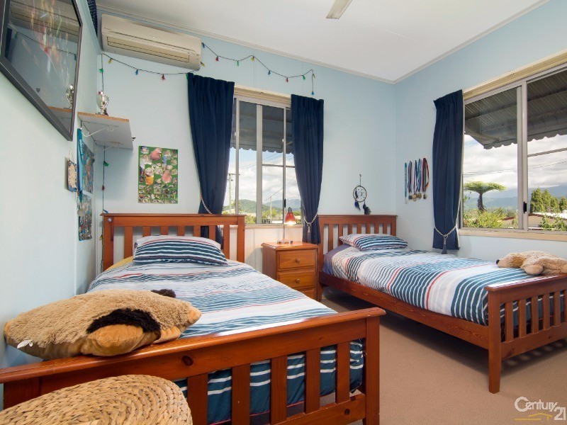 21 Andrews Street, Newell QLD 4873