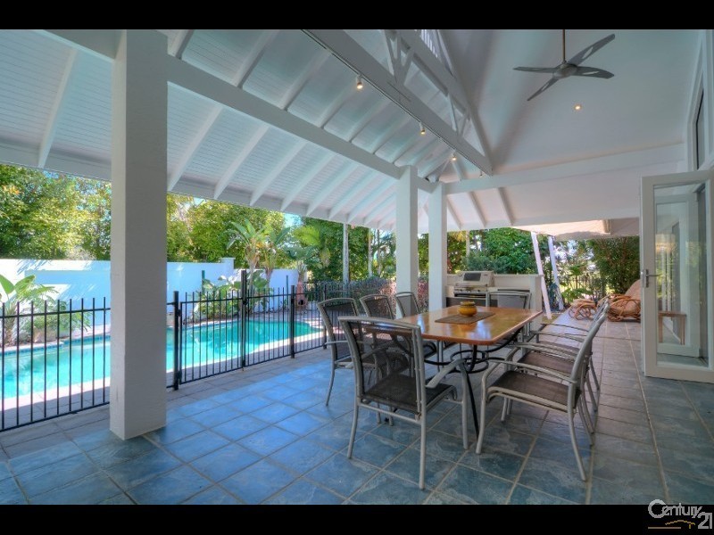 Port Douglas QLD 4877