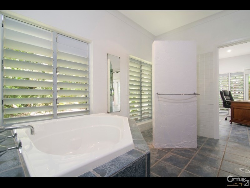 Port Douglas QLD 4877