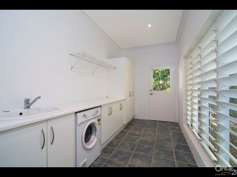 Port Douglas QLD 4877