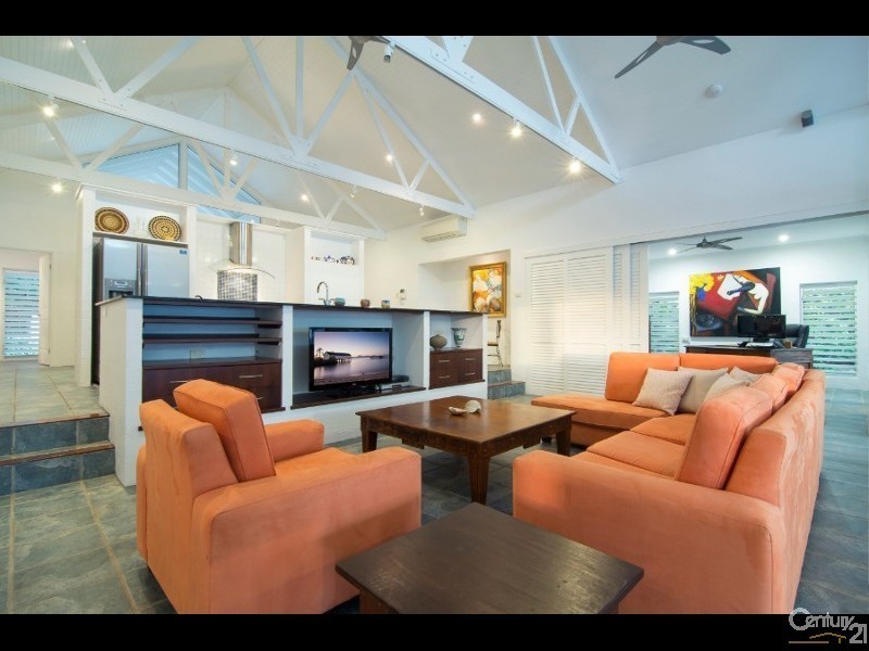 Port Douglas QLD 4877