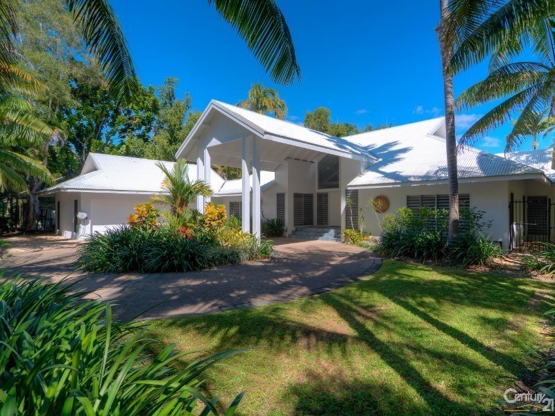 Port Douglas QLD 4877