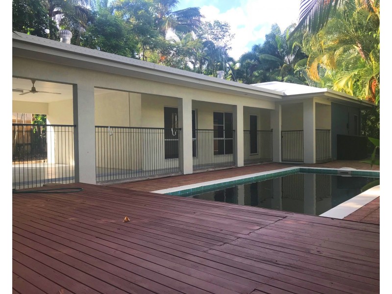 8 THOOLEER CLOSE, Cooya Beach QLD 4873