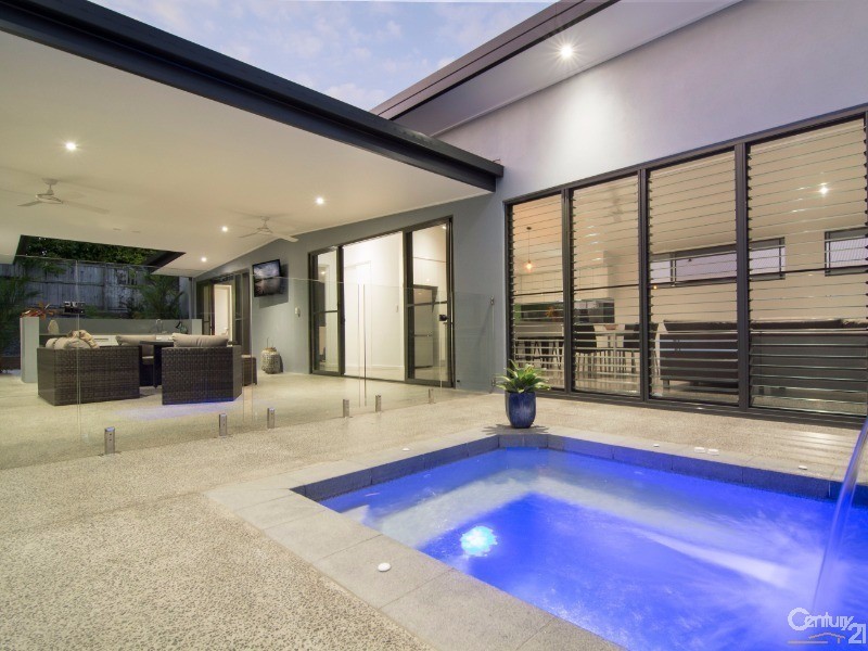 35 Ulysses Avenue, Port Douglas QLD 4877