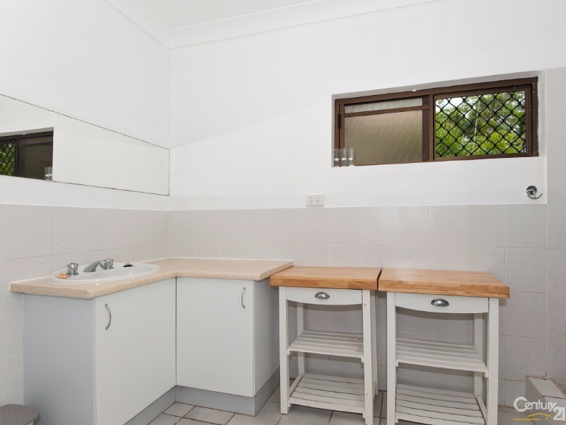 1/5 Tropic Court, Port Douglas QLD 4877