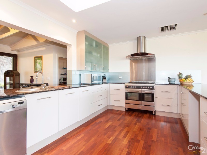 268 Mowbray River Road, Mowbray QLD 4877