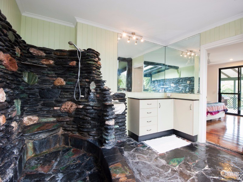 268 Mowbray River Road, Mowbray QLD 4877