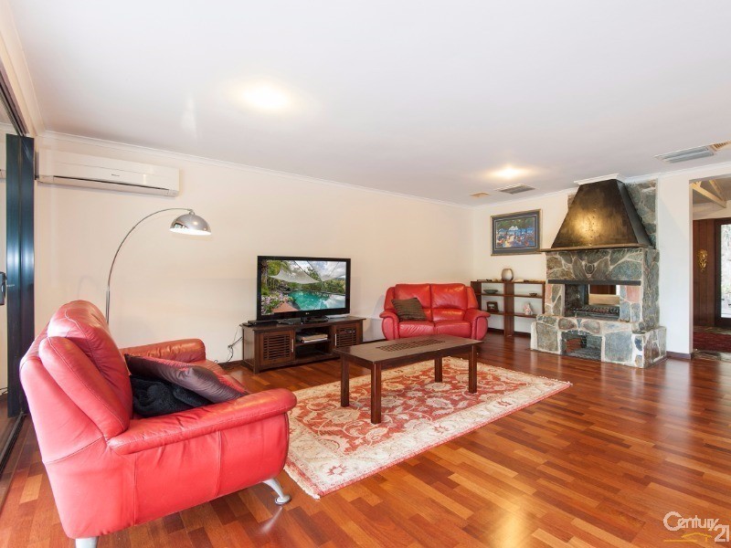 268 Mowbray River Road, Mowbray QLD 4877