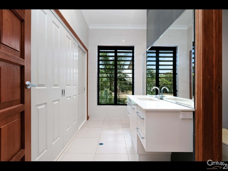 40 Slaughter Yard Road, Cooktown QLD 4895