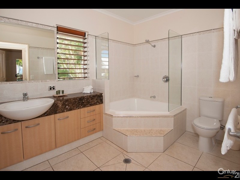 49/70 Nautilus Street, Port Douglas QLD 4877