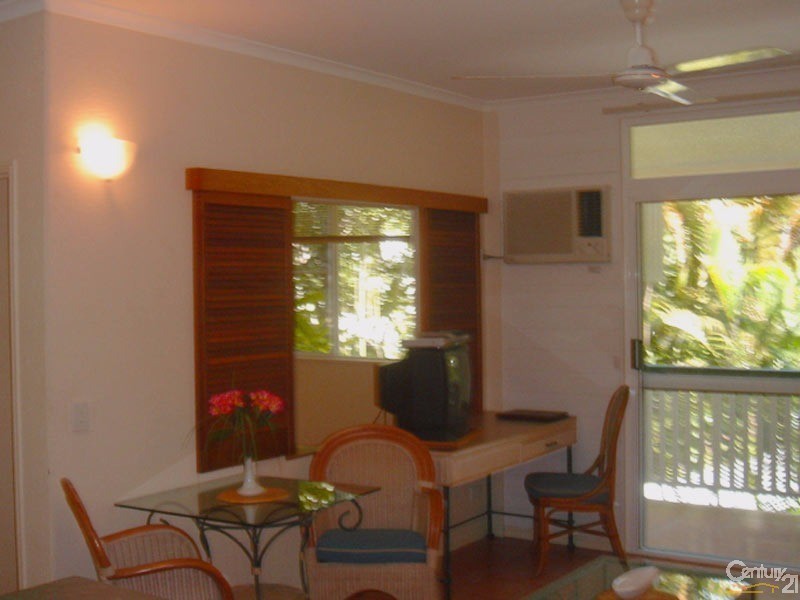 8/21  Davidson Street, Port Douglas QLD 4877