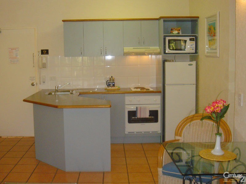 8/21  Davidson Street, Port Douglas QLD 4877