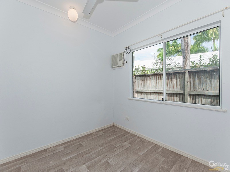 8 Lorikeet Close, Port Douglas QLD 4877