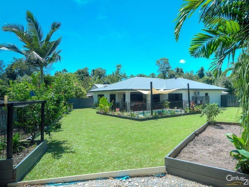 15 White Oak Avenue, Mossman QLD 4873