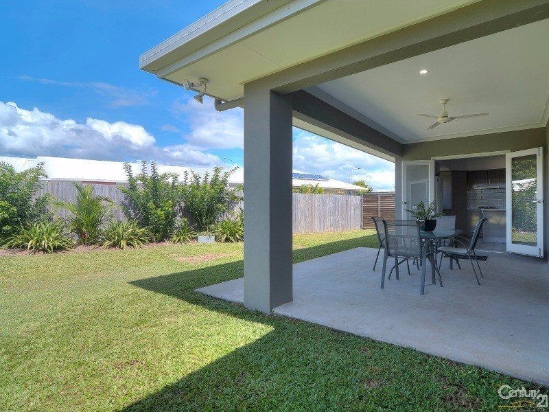 12 Dawal Close, Cooya Beach QLD 4873