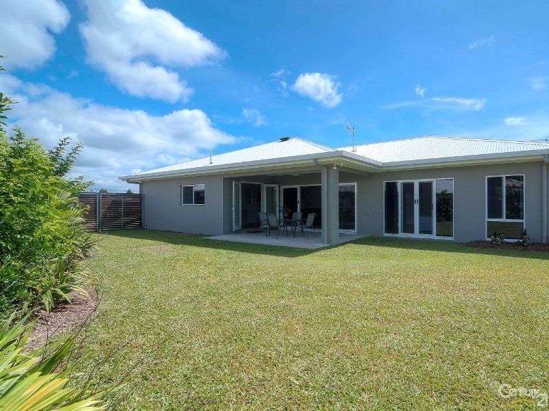 12 Dawal Close, Cooya Beach QLD 4873