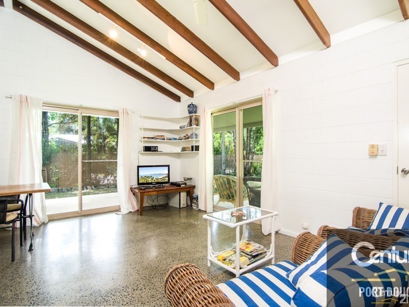 2 Thooleer Close, Cooya Beach QLD 4873