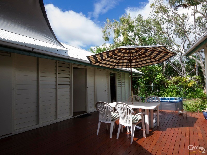 4 RUBY CLOSE, Port Douglas QLD 4877
