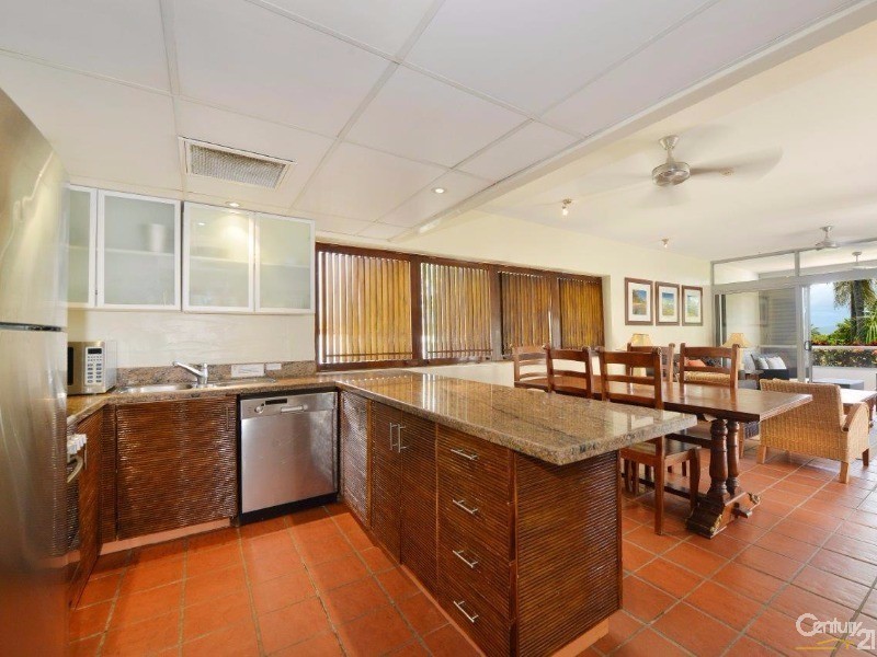 218/2 Macrossan Street, Port Douglas QLD 4877