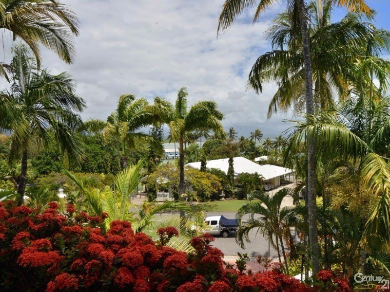 218/2 Macrossan Street, Port Douglas QLD 4877