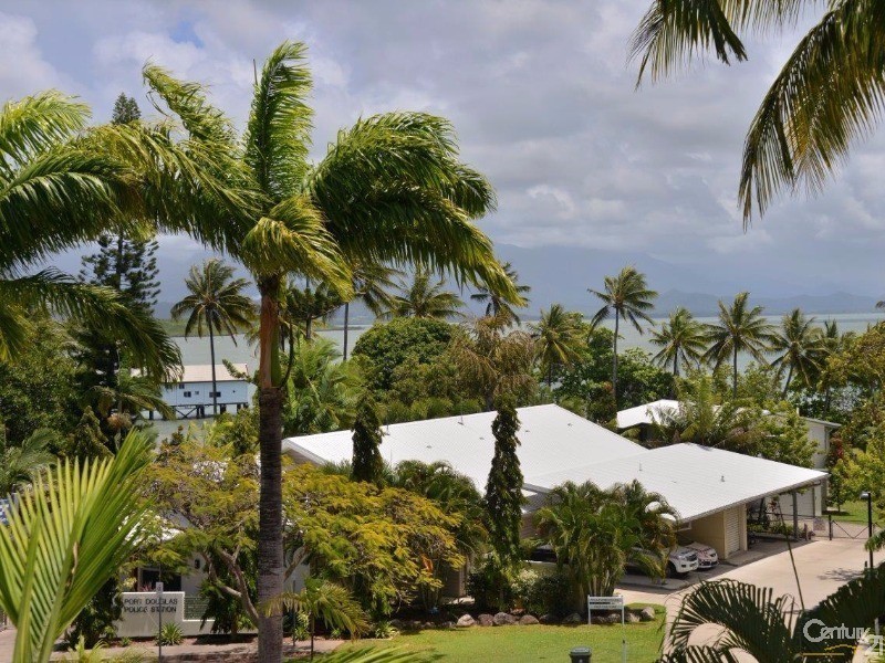 218/2 Macrossan Street, Port Douglas QLD 4877