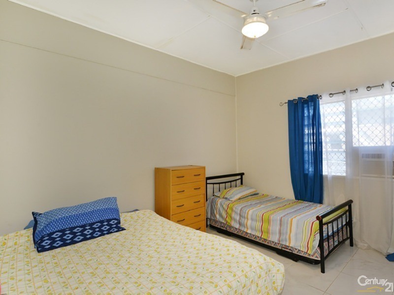 42 Marine Parade, Newell QLD 4873