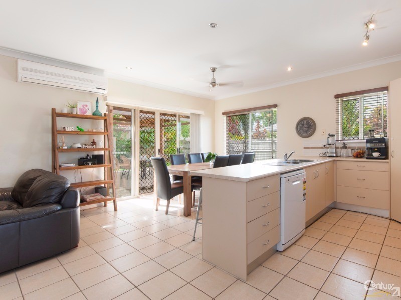 28 Shearwater Street, Port Douglas QLD 4877