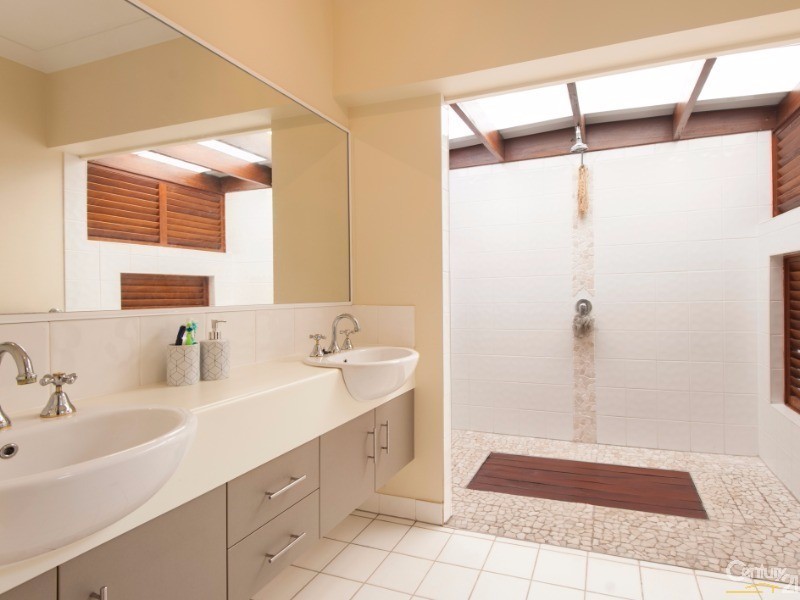 28 Shearwater Street, Port Douglas QLD 4877