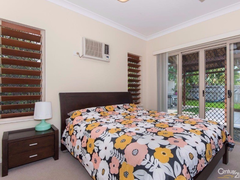 28 Shearwater Street, Port Douglas QLD 4877