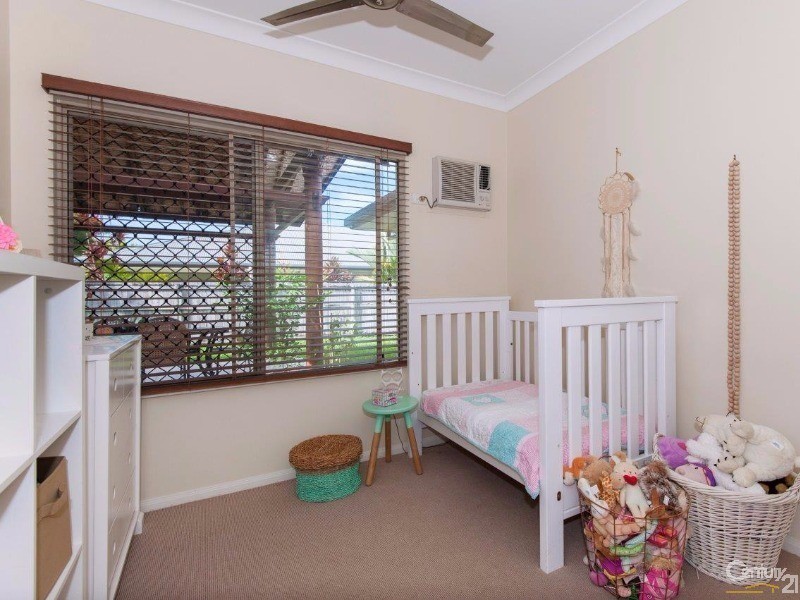 28 Shearwater Street, Port Douglas QLD 4877