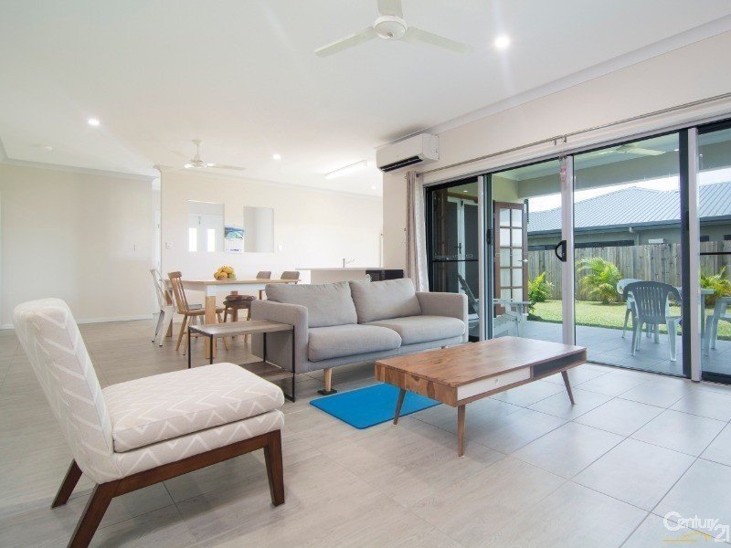 10 Julaji Close, Cooya Beach QLD 4873