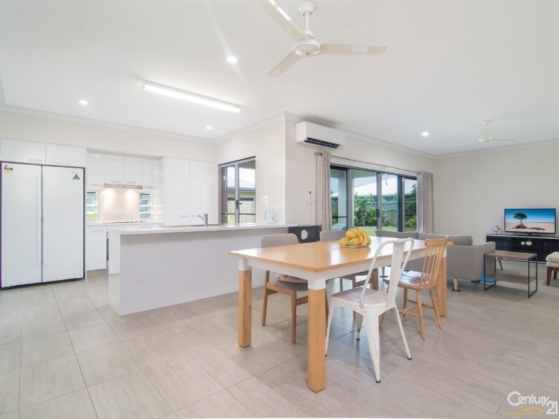 10 Julaji Close, Cooya Beach QLD 4873