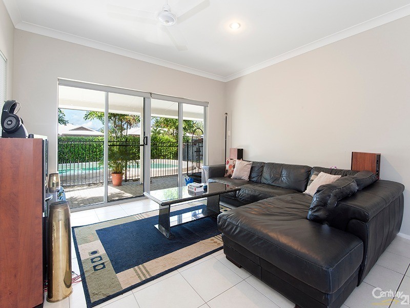 7 Shearwater Street, Port Douglas QLD 4877