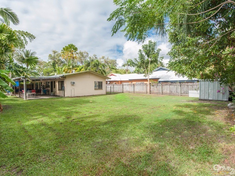 21 Nautilus, Port Douglas QLD 4877