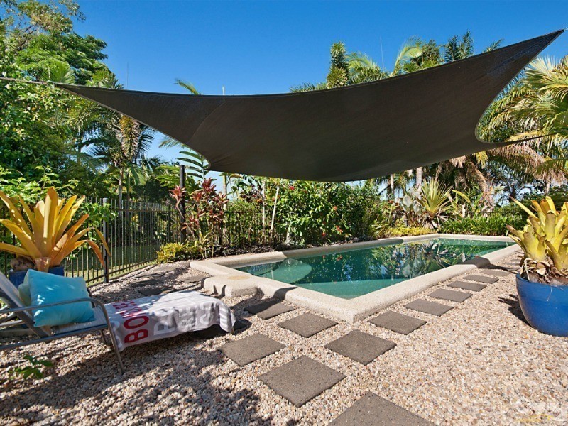 27 Jabeva Close, Miallo QLD 4873