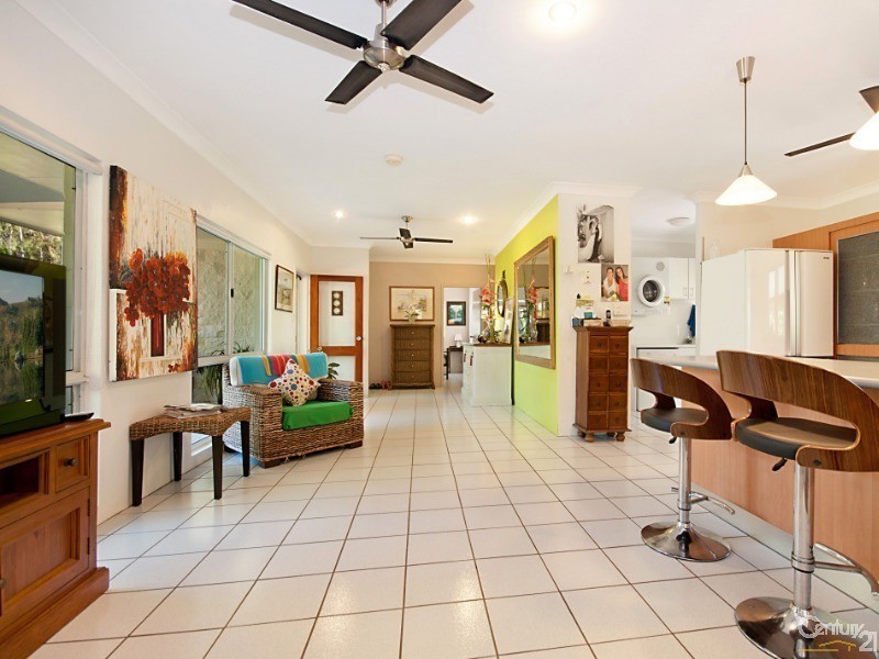 27 Jabeva Close, Miallo QLD 4873