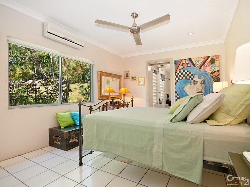 27 Jabeva Close, Miallo QLD 4873